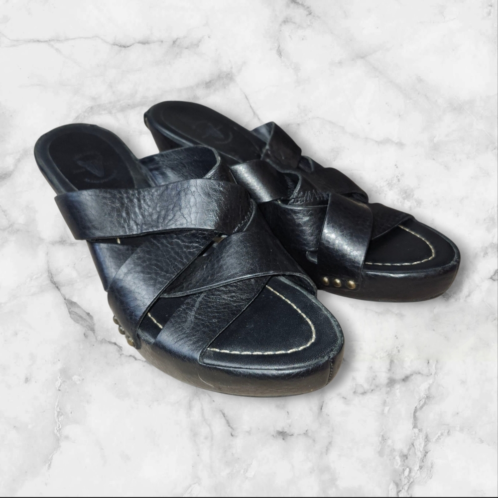 Womens frye Healed Sandals